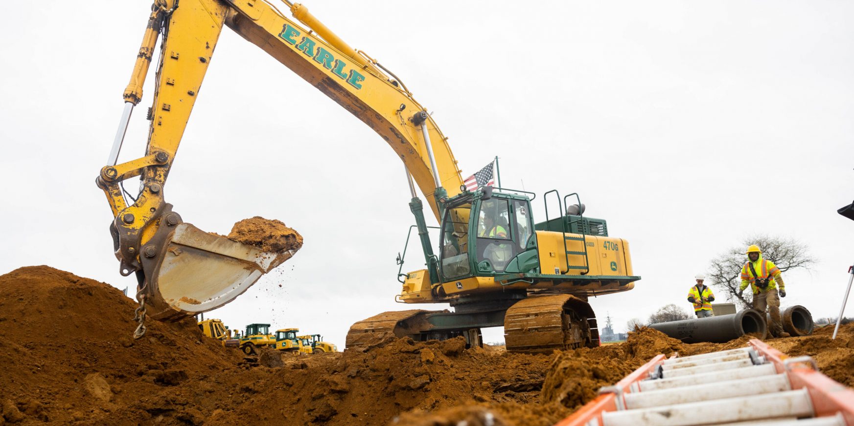 earle-american-construction-machine-working-on-a-worksite